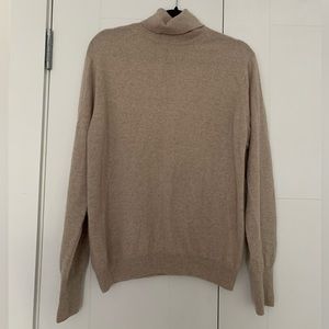 Beige cashmere sweater